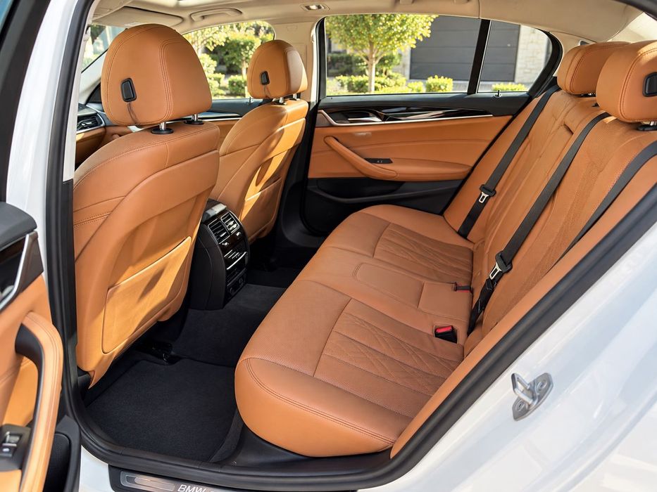 BMW 5 Series 2021