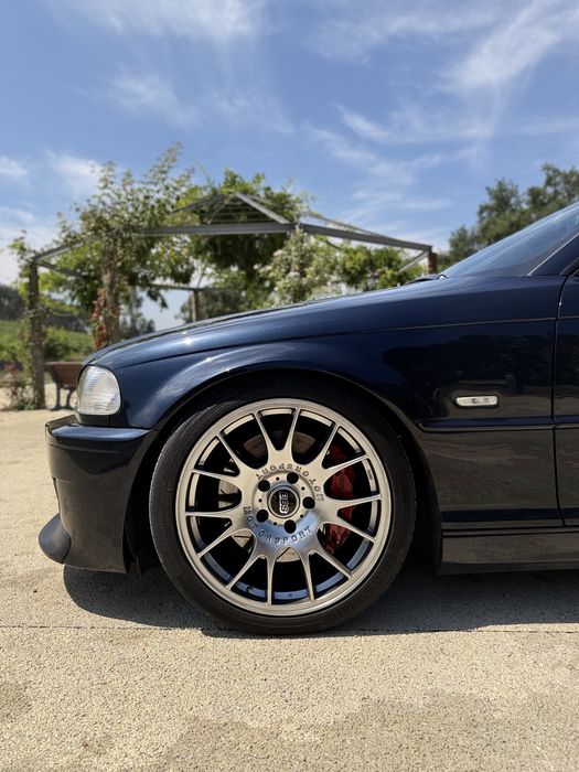 BMW e46 Coupe 328i c/material