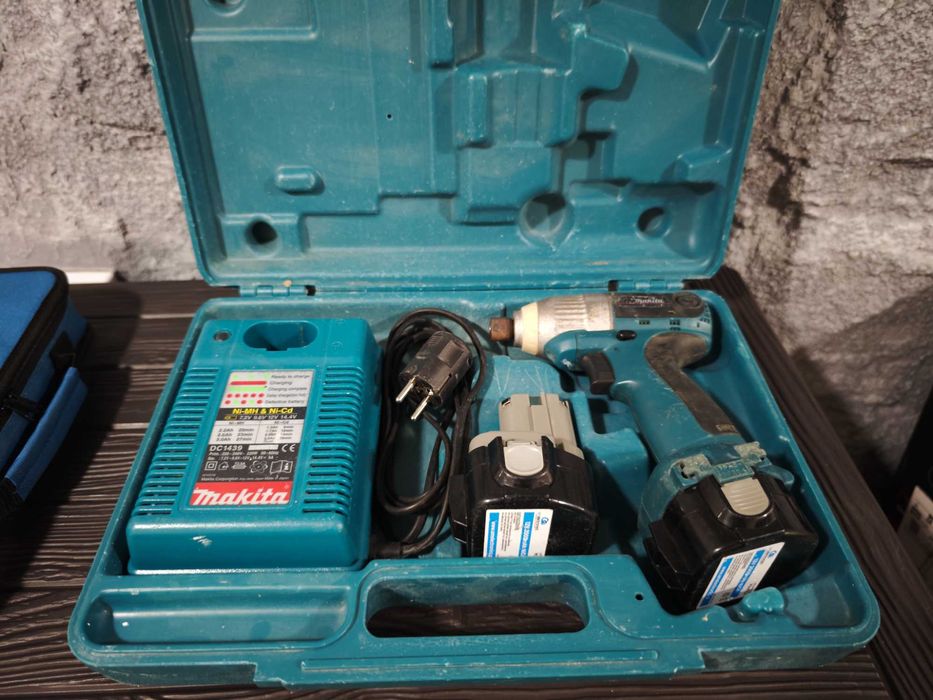 MEGA ZESTAW RETRO MAKITA:  Wkrętarka 6228D 14.4V Zakrętarka 6935FD