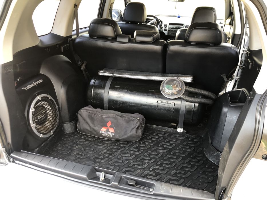 Mitsubishi  xl.