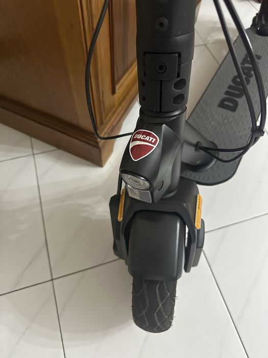 Trotinete Elétrica Ducati Pro II
