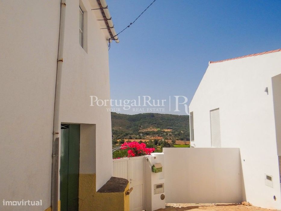 Casa Rústica para recuperar na Serra de São Mamede — São Salvador da Aramenha, Portalegre