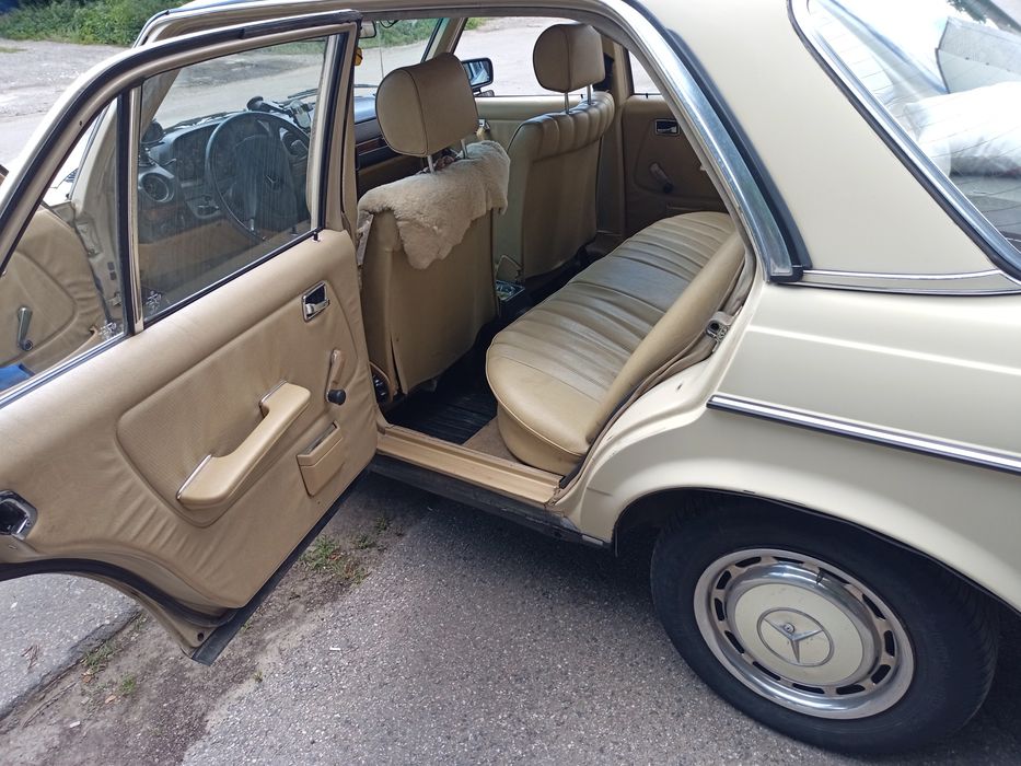 Мерседес 123 200D