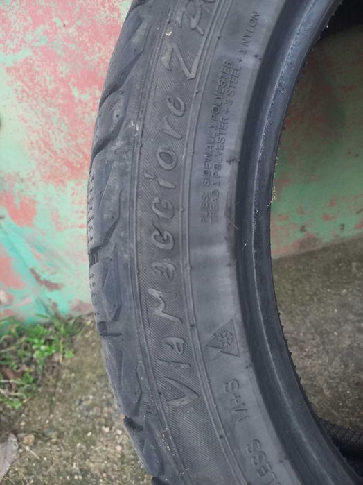 Зимние шины , комплект 4 шт.