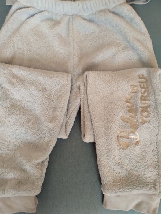 Piżama dziewczęca kraina lodu r 140