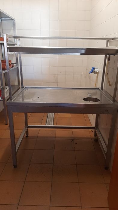 Bancada em inox para por loiça
