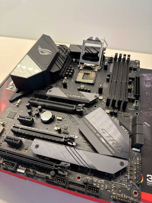 Motherboard ASUS ROG Strix Z390-E Gaming LGA1151