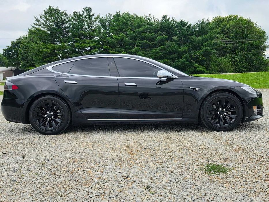 Tesla Model S 100D      2019