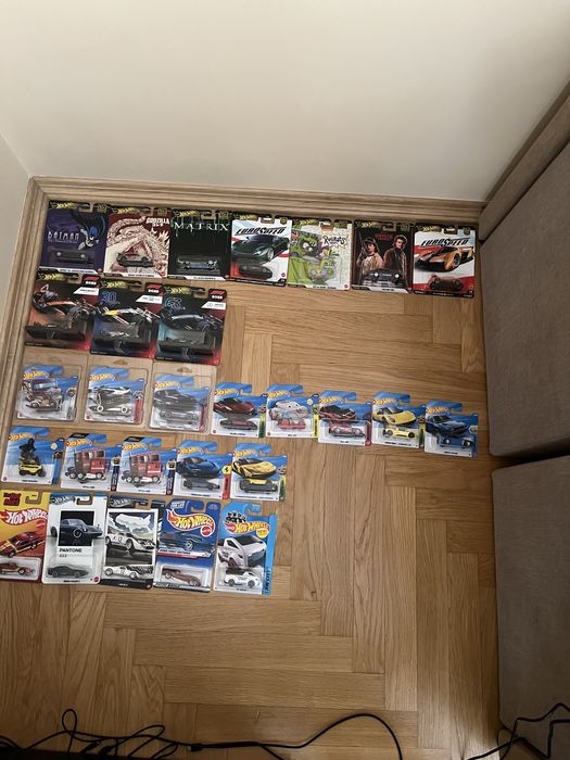 Продаж машинок хотвілс преміум , тх , мейн.