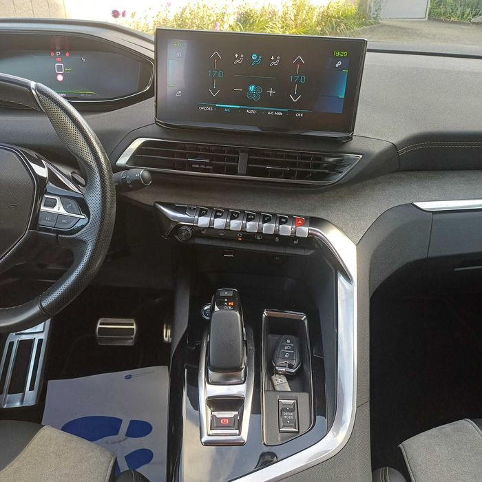 Peugeot 3008 GT HYBRID PLUG-IN 225CV c/IVA