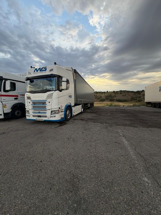 R500 Scania 2019 conjunto Schmitz 2017