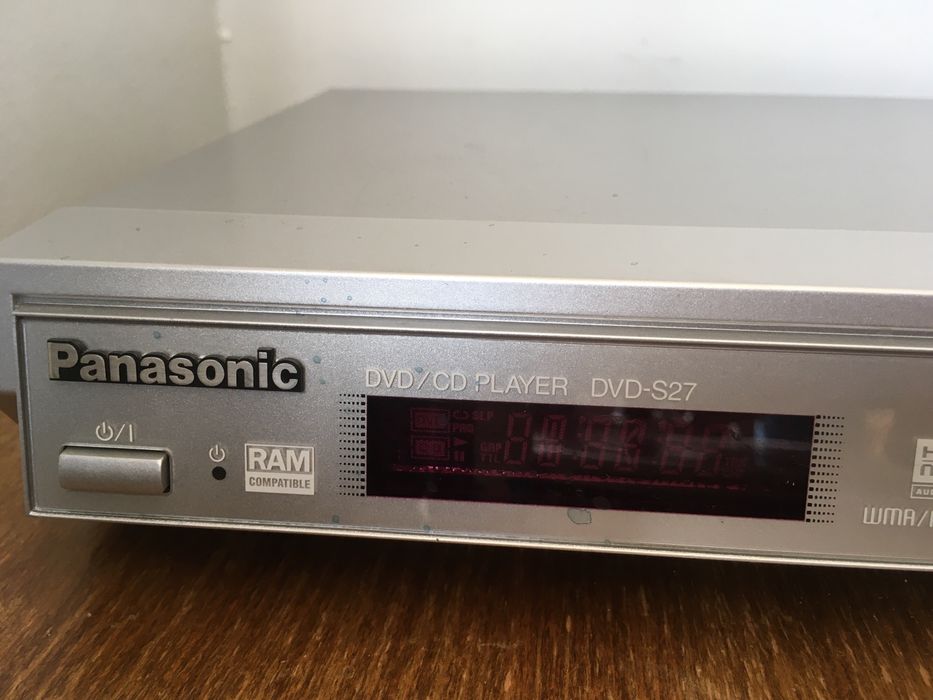 Panasonic DVD/CD плеер DVD-S27