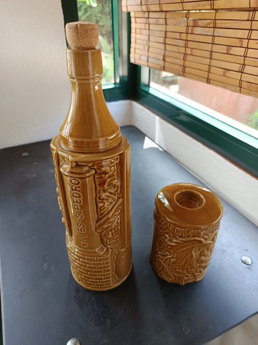 Garrafa de colecção vintage "Caves S.Pedro"