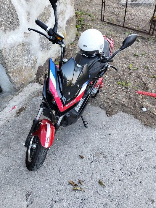 Scooter elétrica