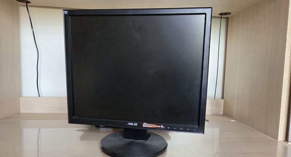Monitor asus 60Hz 19 cali 1280 x 1024 pikseli