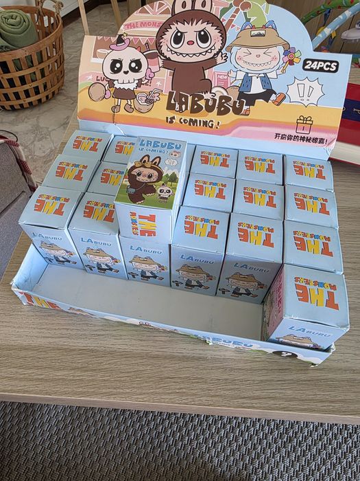 Porta chaves supresa LABUBU