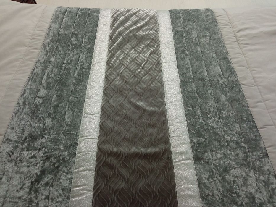 Colcha + almofada (cama de criança/solteiro)