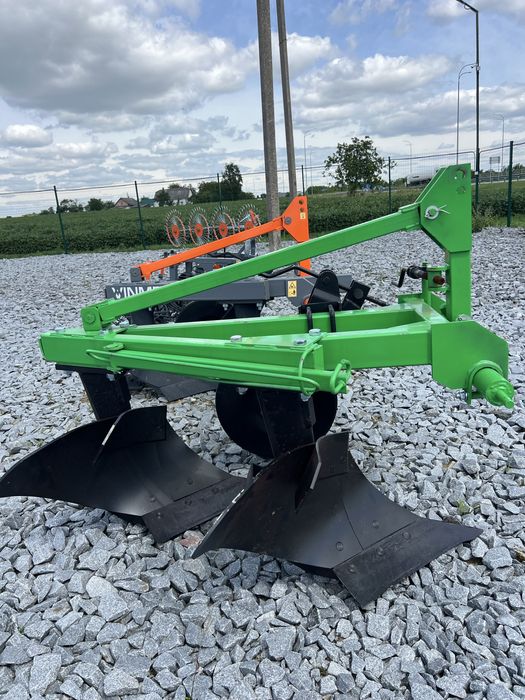 Плуг навісний двокорпусний 2-30 см