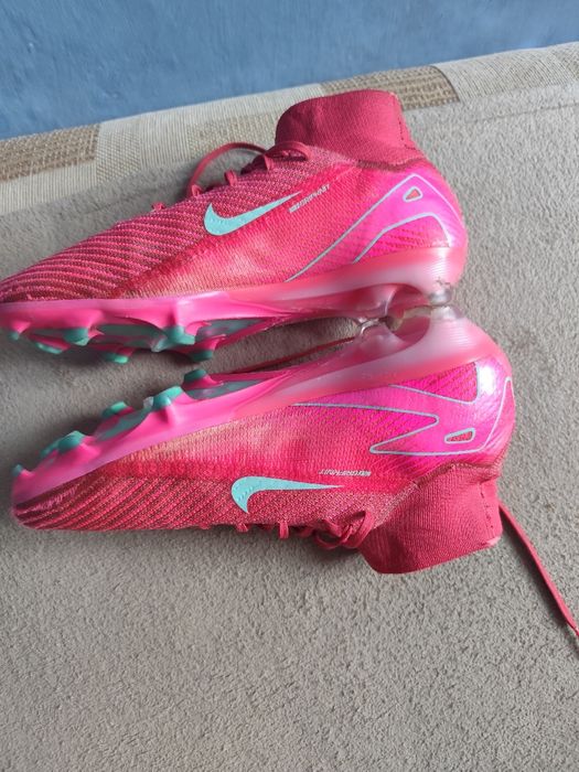 Korki piłkarskie elity Nike