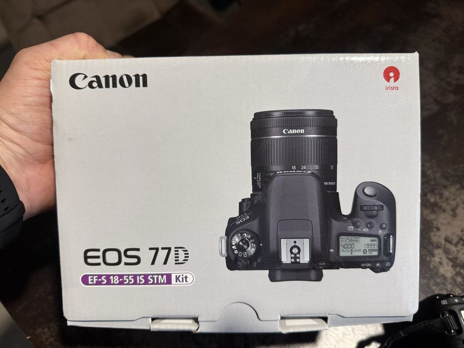Canon EOS 77d kit is (18-55)