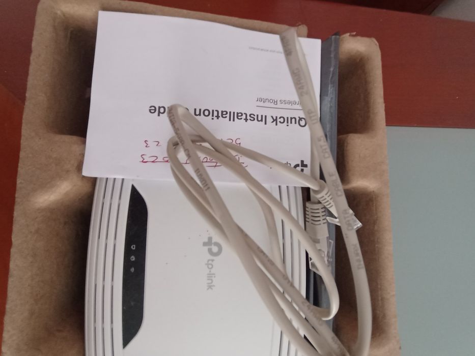Router Wireless N TP-Lik- TL- WR841N	300 Mbps 	Como novo	20 euros