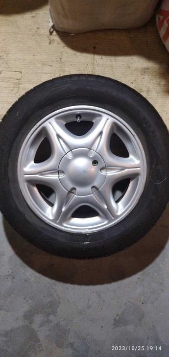 Оригинальные колеса RENAULT R 15 4*100 в сборе 8000 грн. за 4 шт.