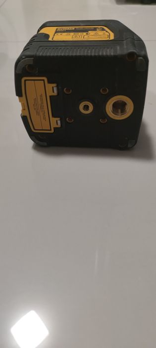 Laser liniowo krzyżowy 360° DeWalt DW0811