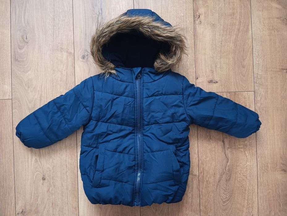 Kurtka zimowa dla chłopca granatowa rozmiar 92 ocieplana z kapturem