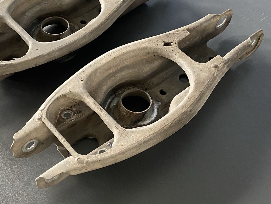 Задні Ричаги BMW E90 E91 Ричаги Під Пружину Лодочки Задній Ричаг