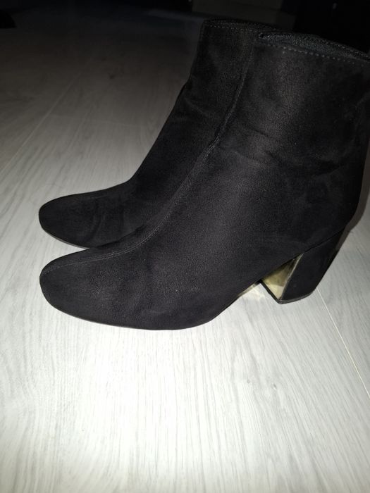 Botki stradivarius 38 czarne zamek obcas