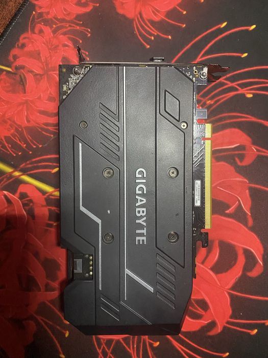 Відеокарта GIGABYTE GeForce RTX 2060 б/у в гарному стані