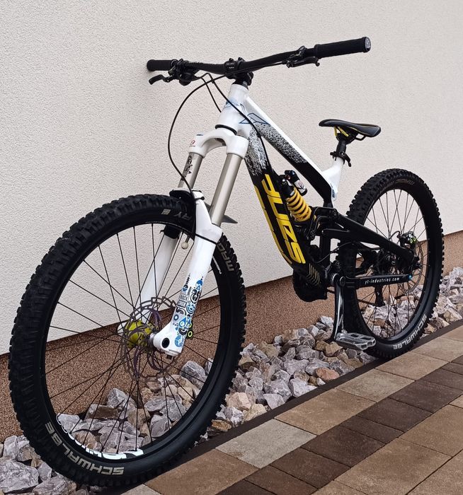 YT industries TUES rower zjazdowy DH downhill