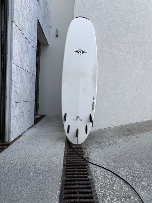 Prancha Surf 7’0 Bic Egg Duratec + quilhas e saco