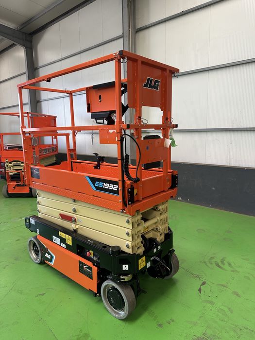 Plataforma Elevatoria Tesoura eletrica JLG 8 metros Nova