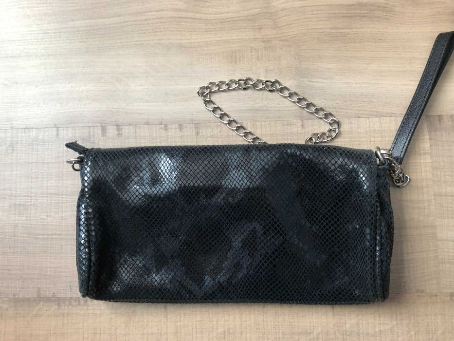 Nowa, skórzana , elegancka, torebka kopertówka Venezia, czarno-szara