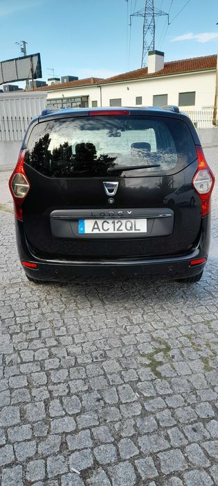 Dacia lodgy 1.5 dci de 2020 7 lugares — photo 3
