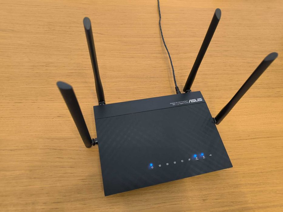 Router Wi-Fi ASUS RT-AC1200G+
