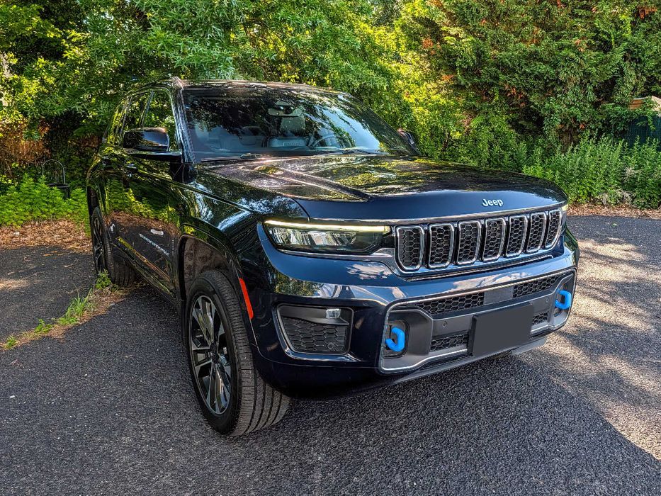 Jeep Grand Cherokee 4xe Hybrid      2024