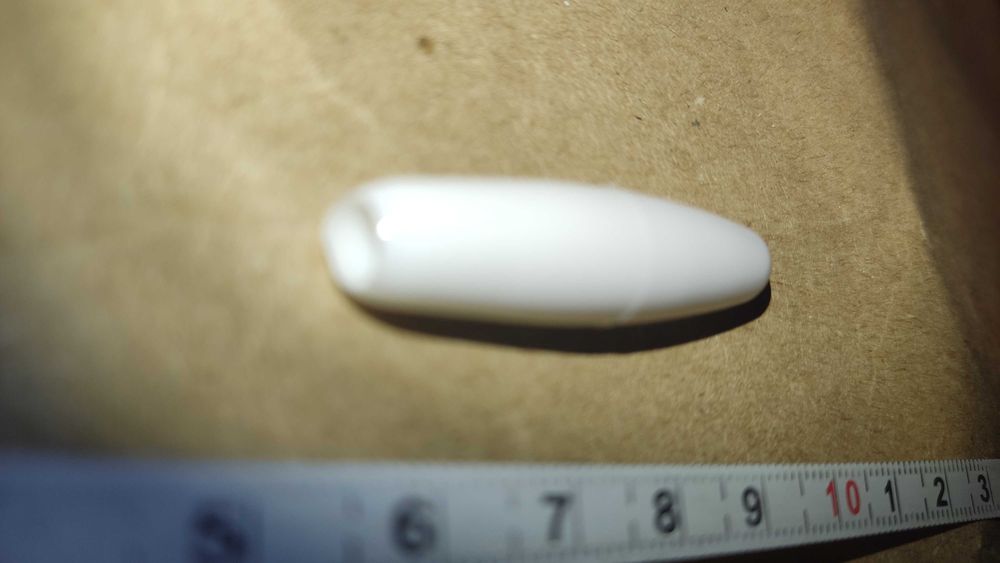 Пластиковый наконечник для электрогитары