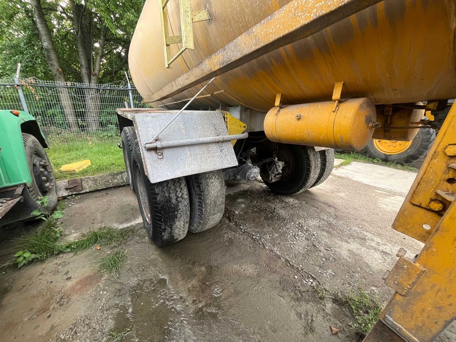 Напівпричіп-цистерна АЦ-22 2005р 18 кубів