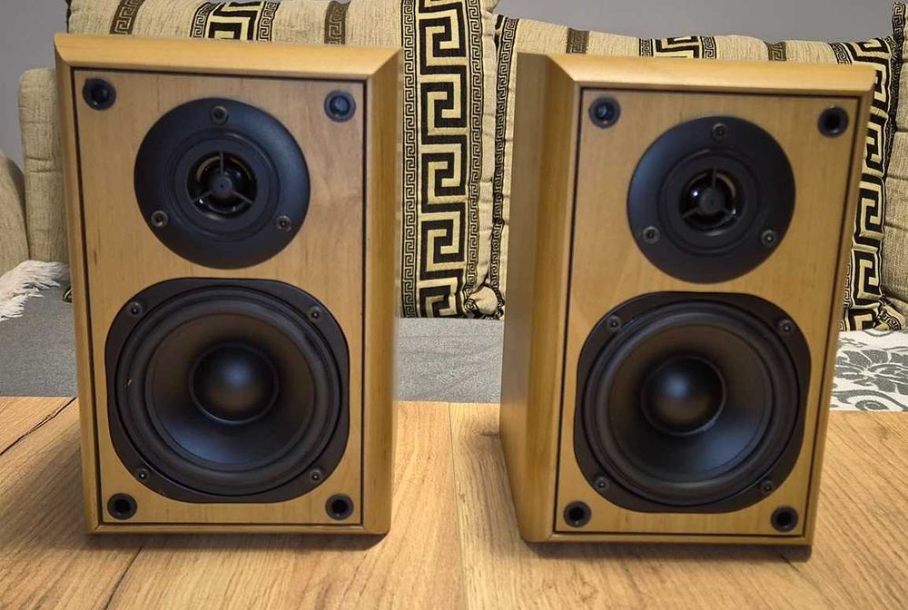 Głośniki tylne kina domowego Eltax Hollywood