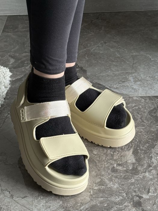 Босоніжки Ugg 38р.