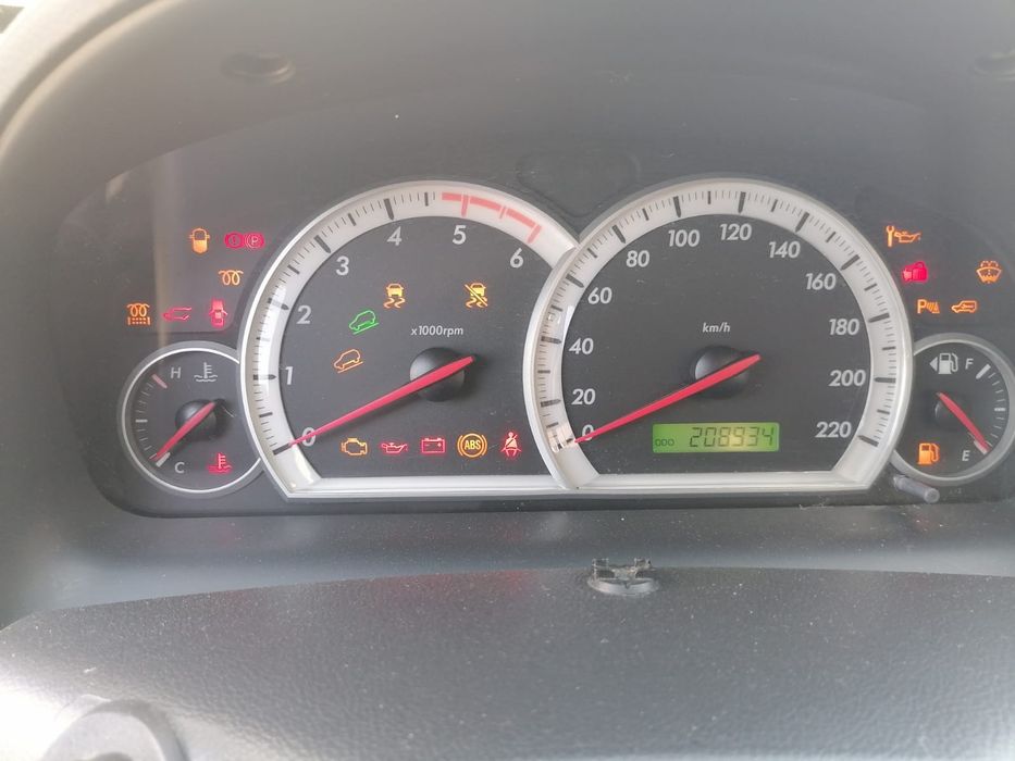 Chevrolet Captiva à venda – Espaçoso, confortável e pronto a circular!