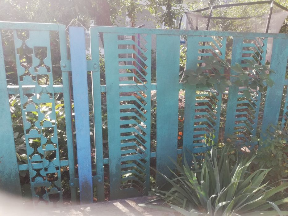 Продам секції забора