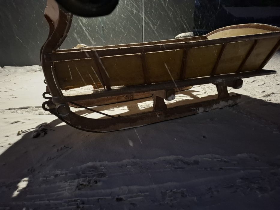 Sanie konne drewniane, okute