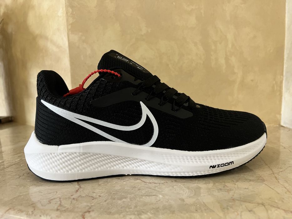 Кросівки найк для бігу