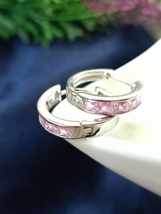 Nowe z różowymi cyrkoniami małe okrągłe na prezent biżuteria kobiet