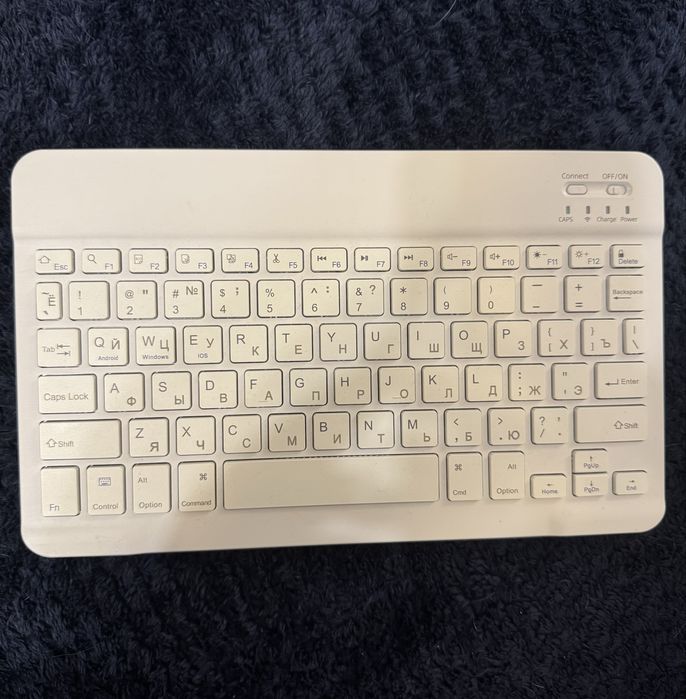 Bezprzewodowa klawiatura z cyrylicą