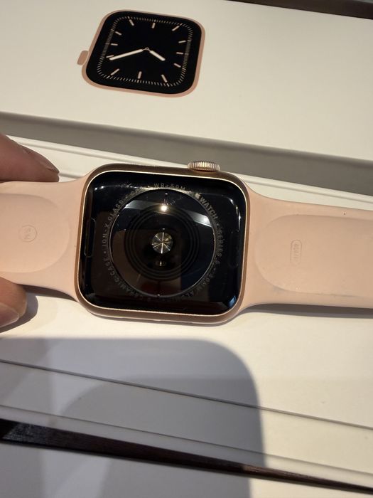 Apple Watch series 5 40mm