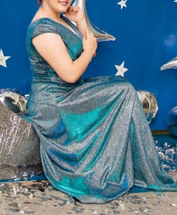 Випускне плаття, вечірня сукня